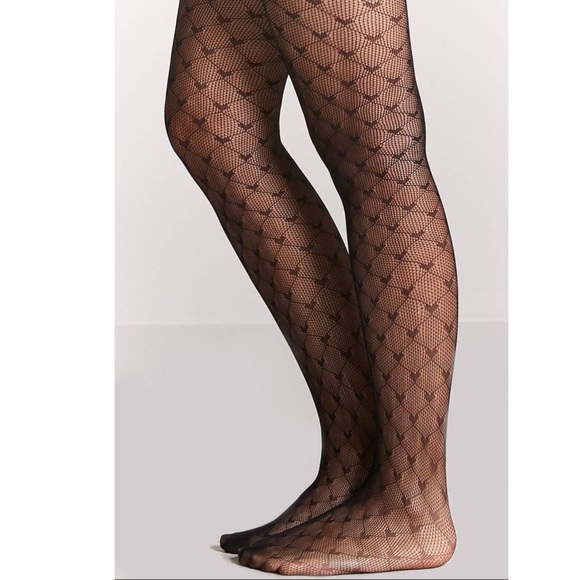 Hearts Fishnet Tights - Picture 4 of 6